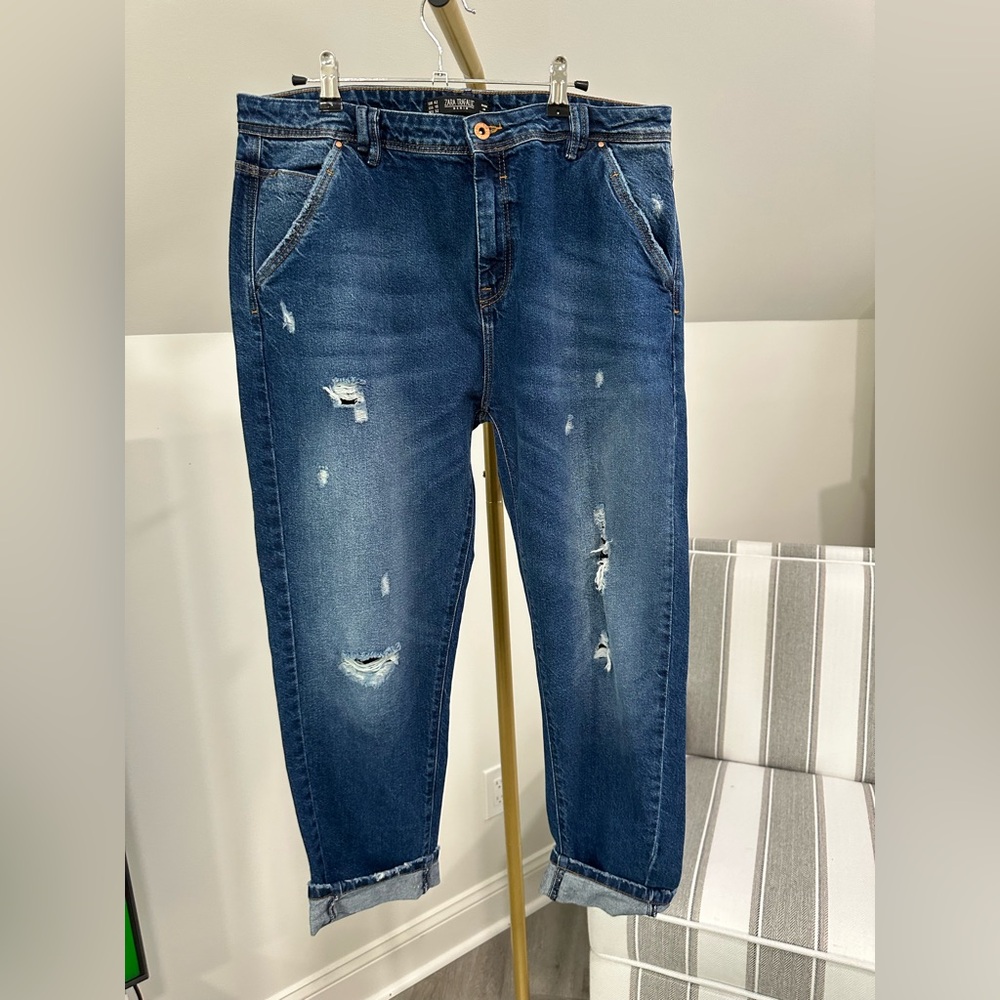 ZARA Trafaluc Jeans High Rise Denim Distressed Size 10 US & 42 EU Cuffed Ankle